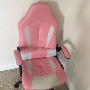 Gaming chair